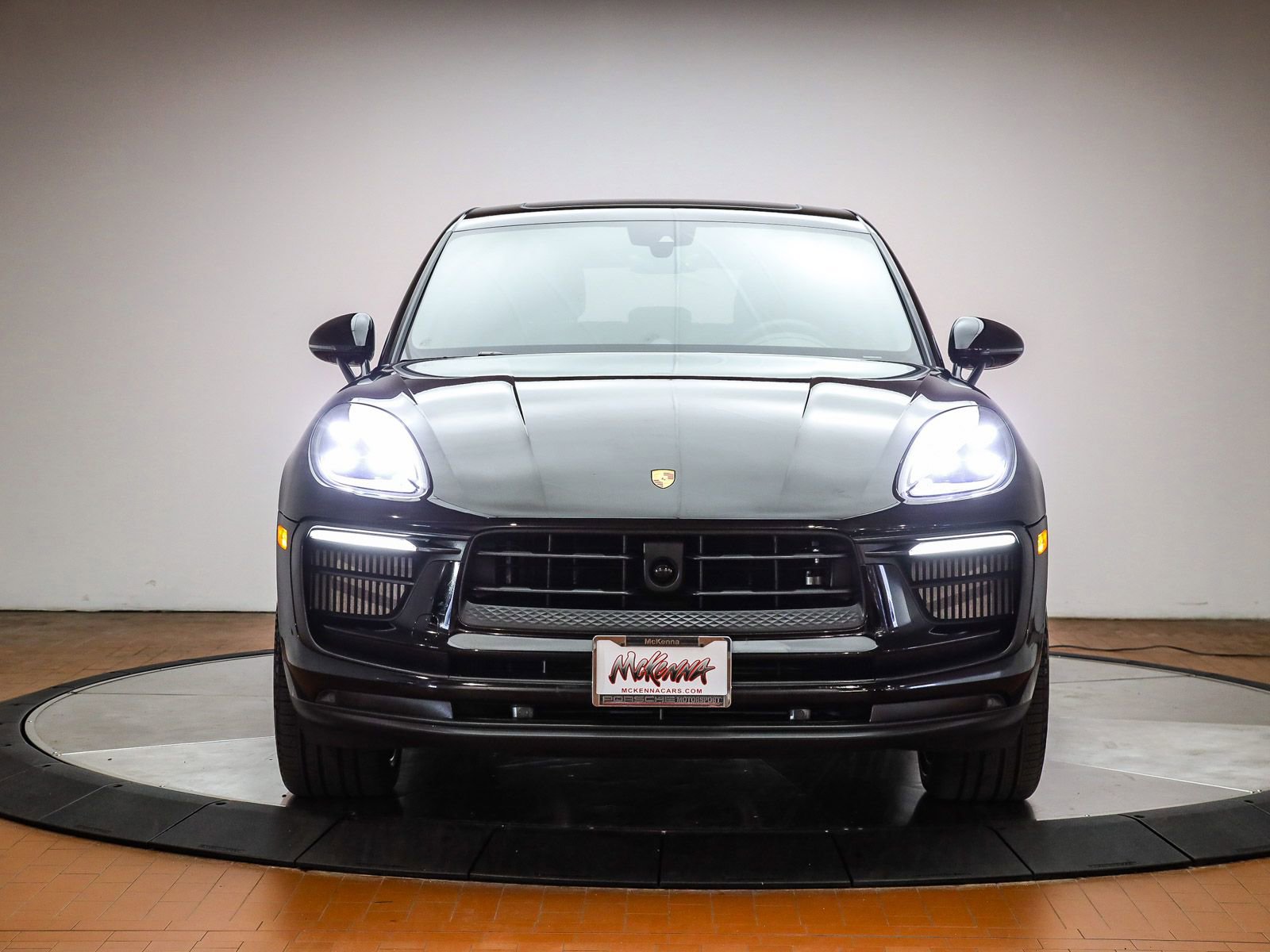 Certified 2025 Porsche Macan S AWD/4WD image 15