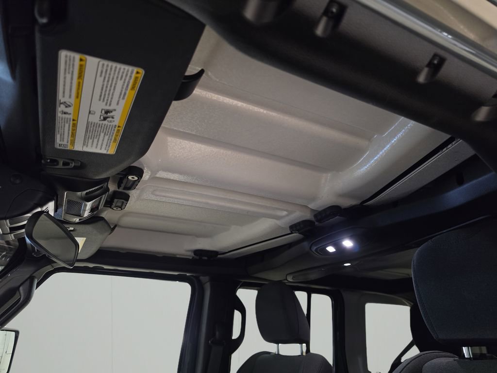 Certified 2025 Jeep Wrangler Unlimited Sahara image 26