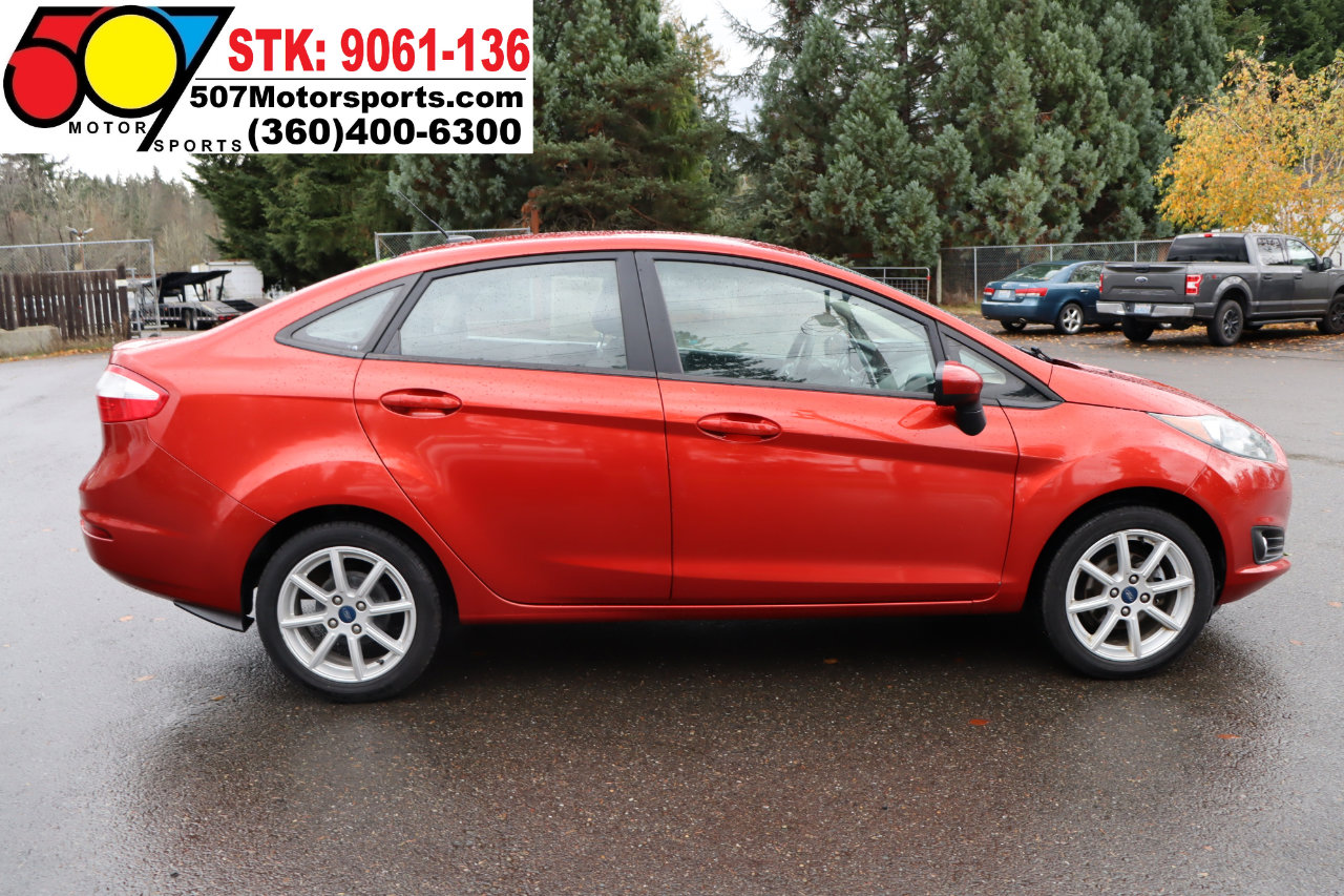 Used 2019 Ford Fiesta SE w/ Equipment Group 201A image 9