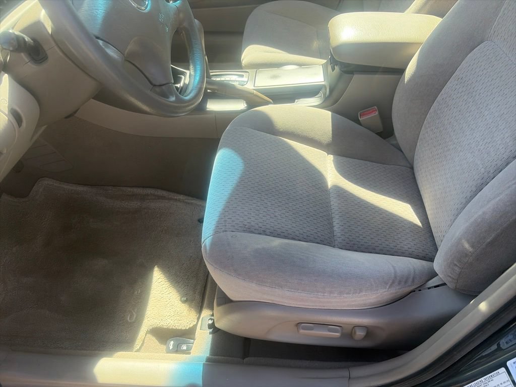 Used 2003 Toyota Camry FWD image 17
