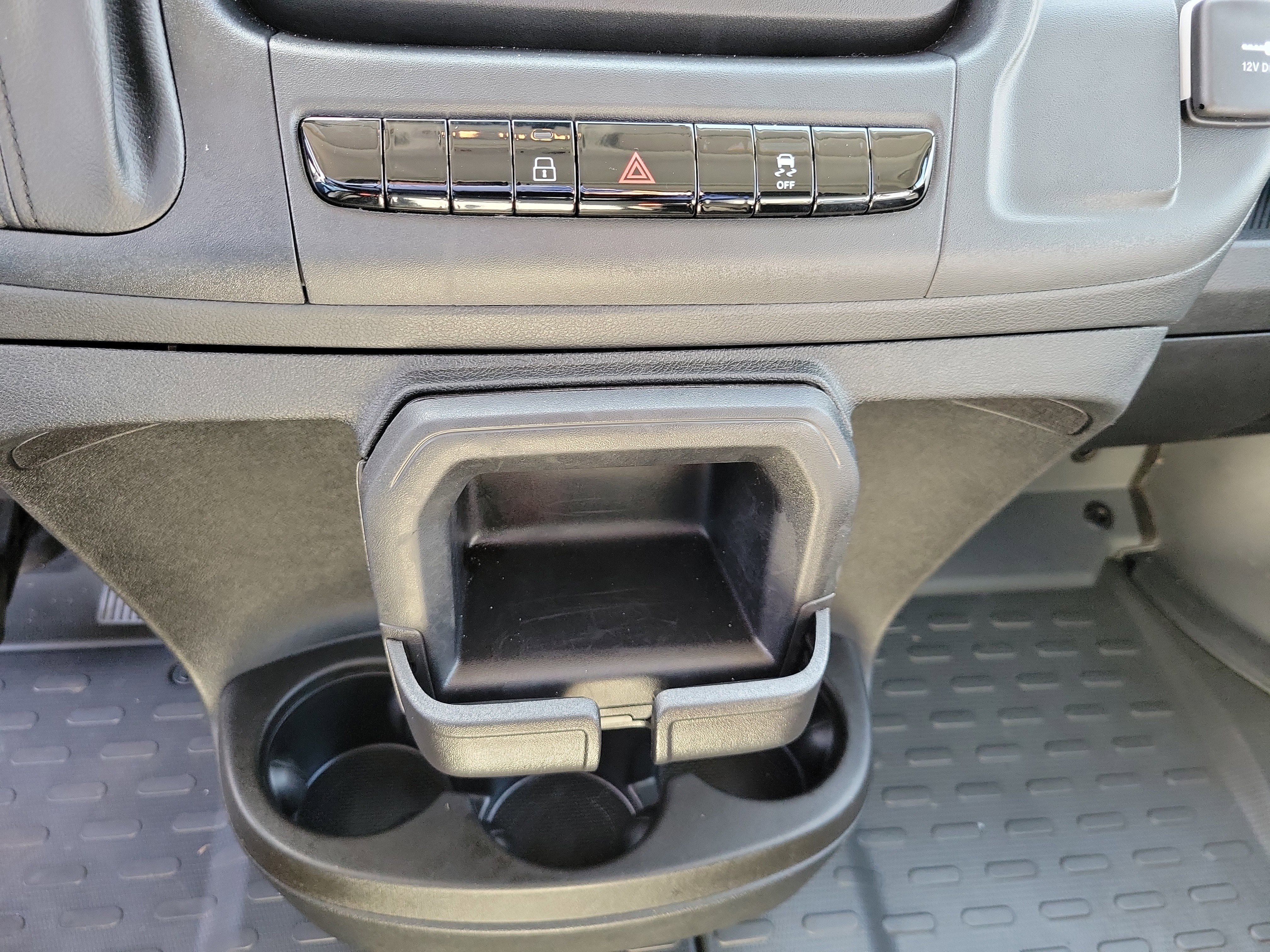 Used 2025 RAM ProMaster 2500 w/ Convenience Group FWD image 23