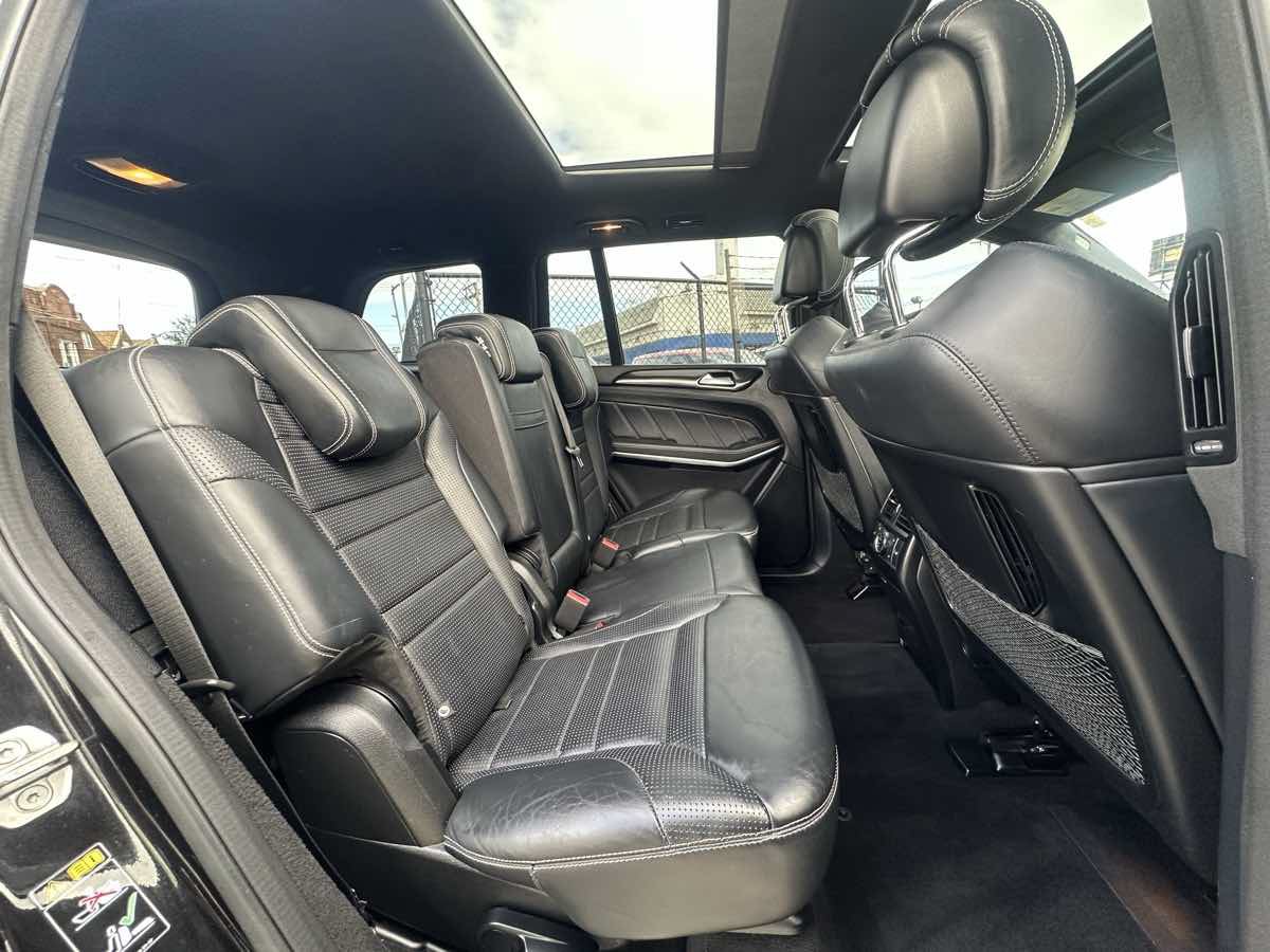 Used 2019 Mercedes-Benz GLS 63 AMG 4MATIC w/ AMG Night Styling Package image 40