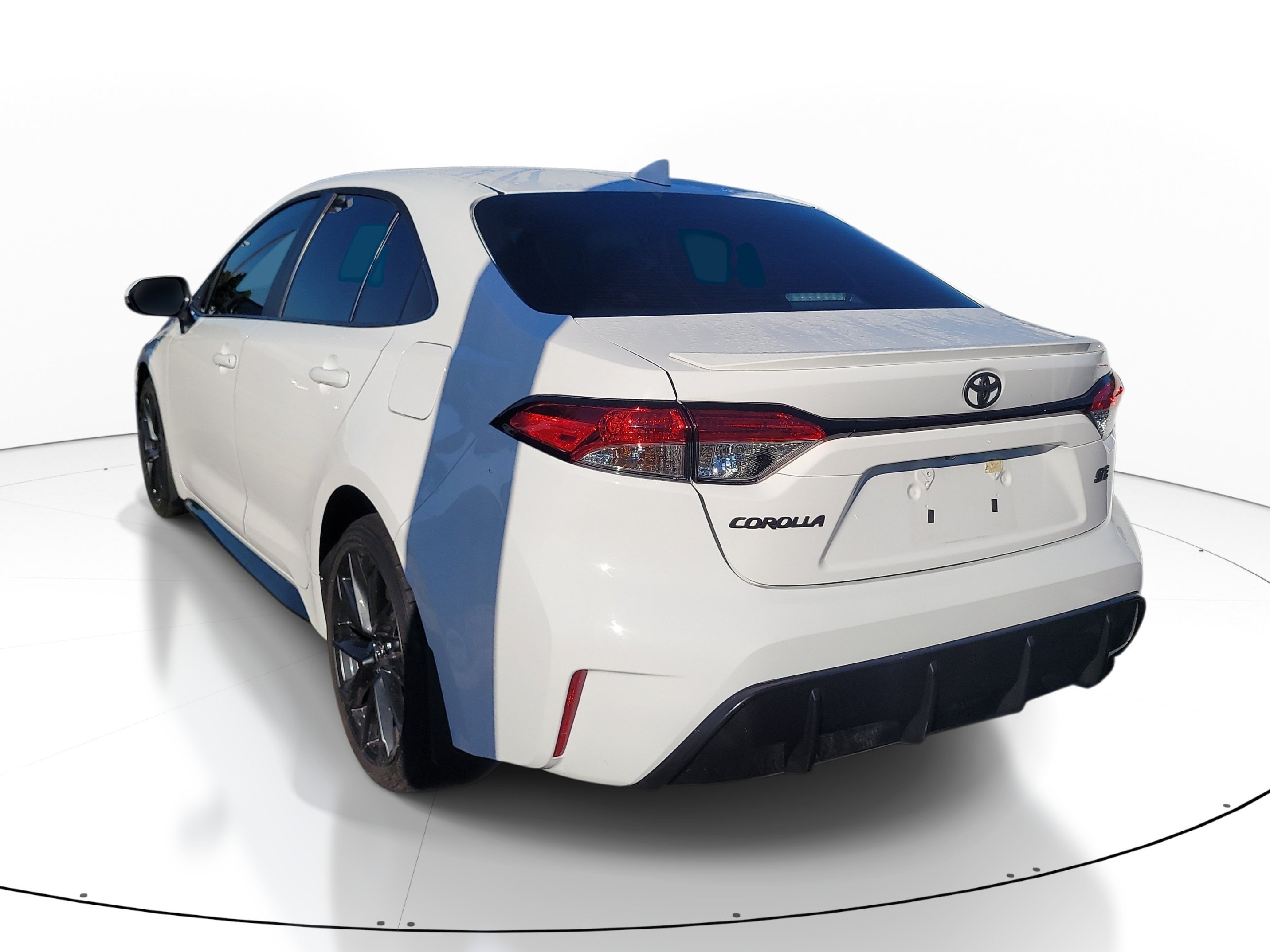 Used 2025 Toyota Corolla SE FWD image 5