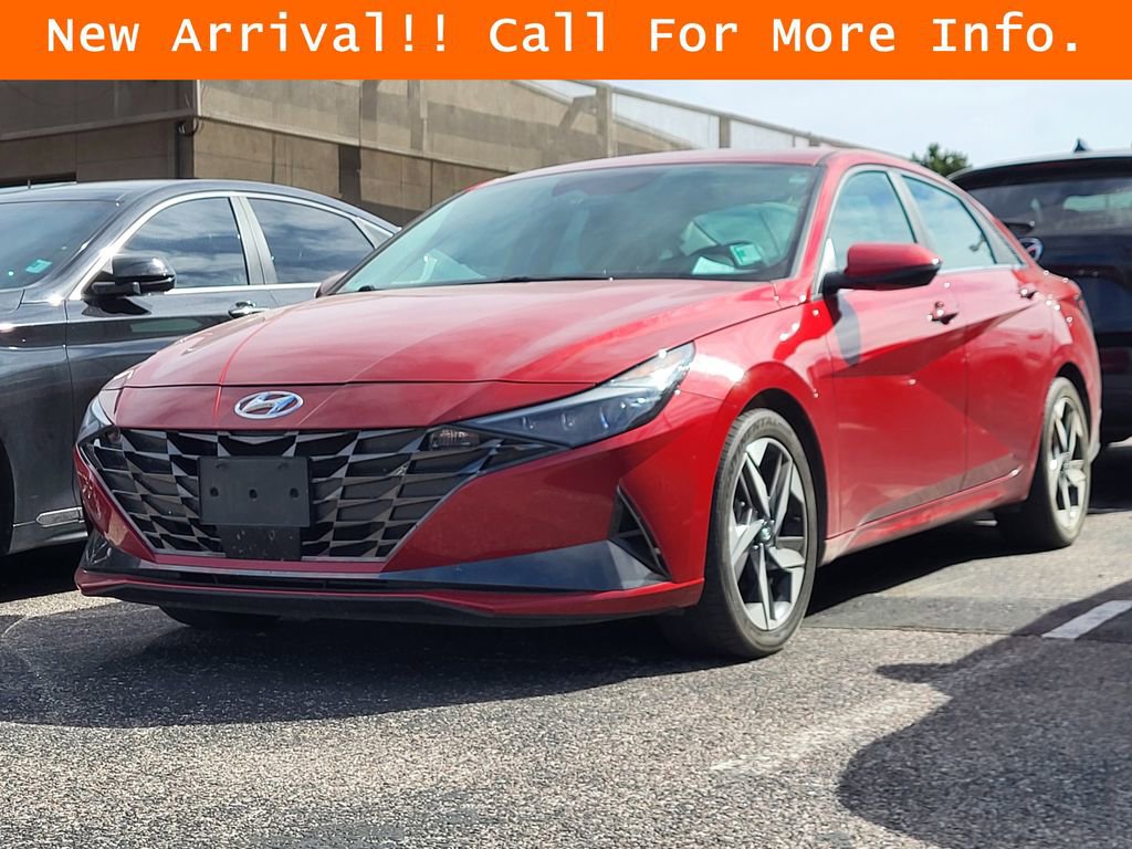 Used 2022 Hyundai Elantra Limited w/ Cargo Package image 4