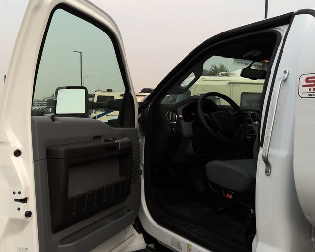 New 2027 Ford F750 2WD Regular Cab Super Duty image 19