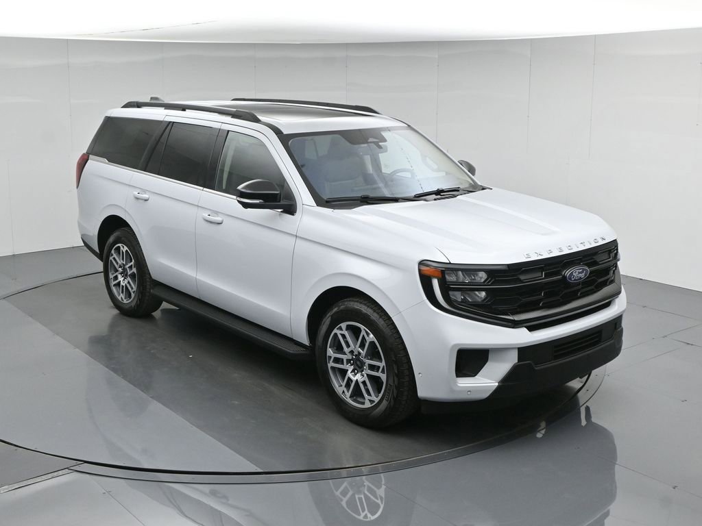 Used 2025 Ford Expedition Active AWD/4WD image 45