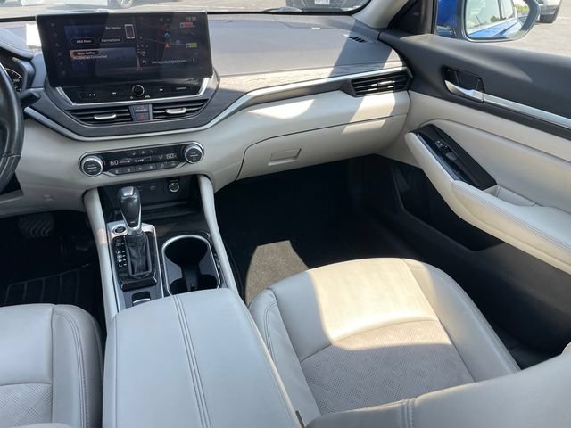 Used 2025 Nissan Altima 2.5 SL AWD/4WD image 9