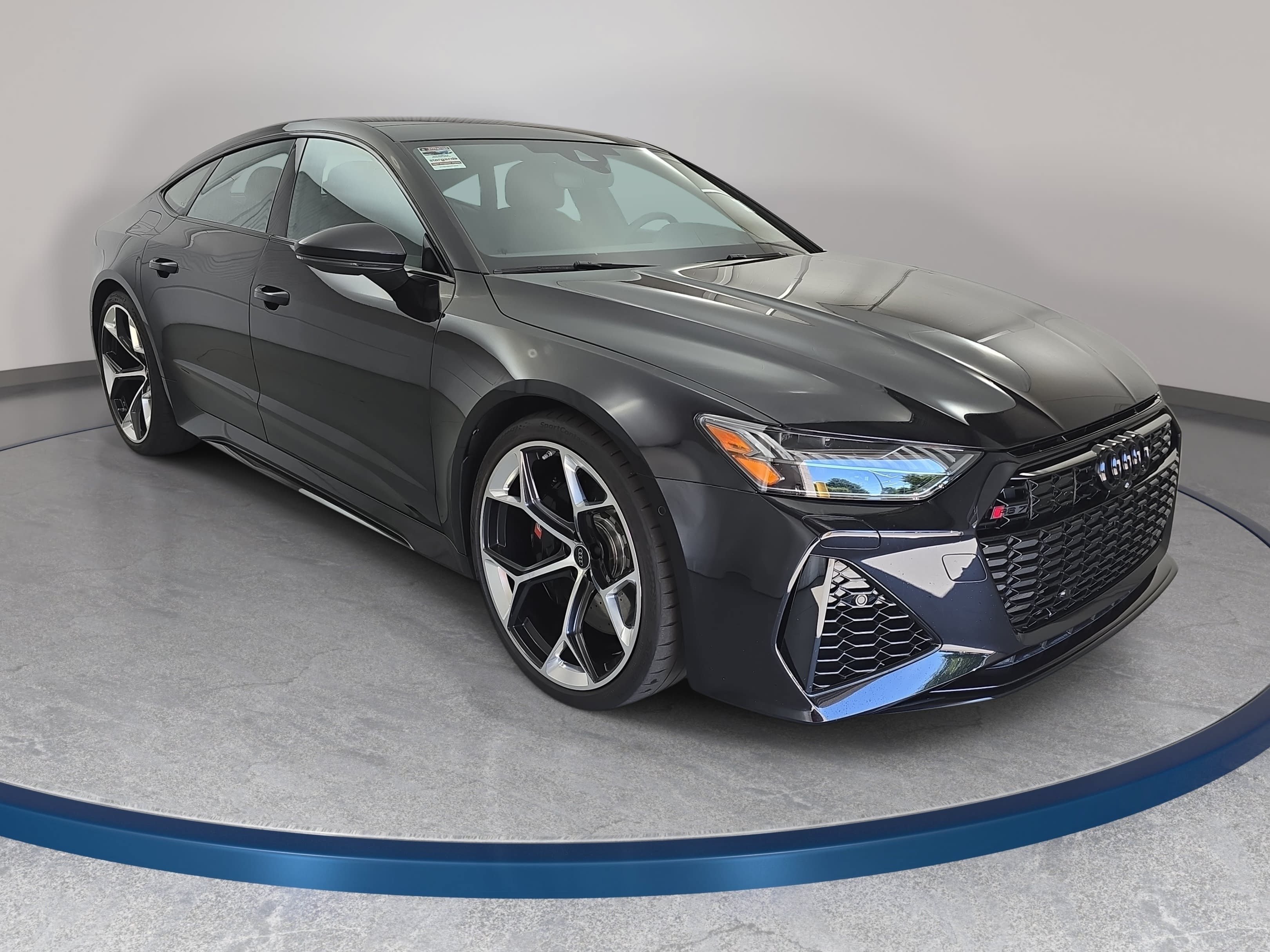 Used 2024 Audi RS 7 Performance AWD/4WD image 3