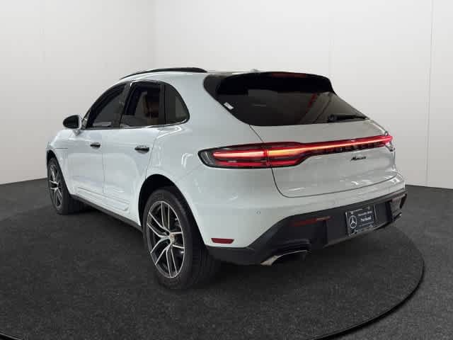 Used 2022 Porsche Macan AWD/4WD image 4