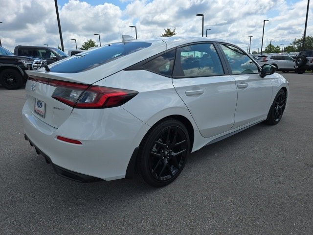 Used 2025 Honda Civic Sport image 5