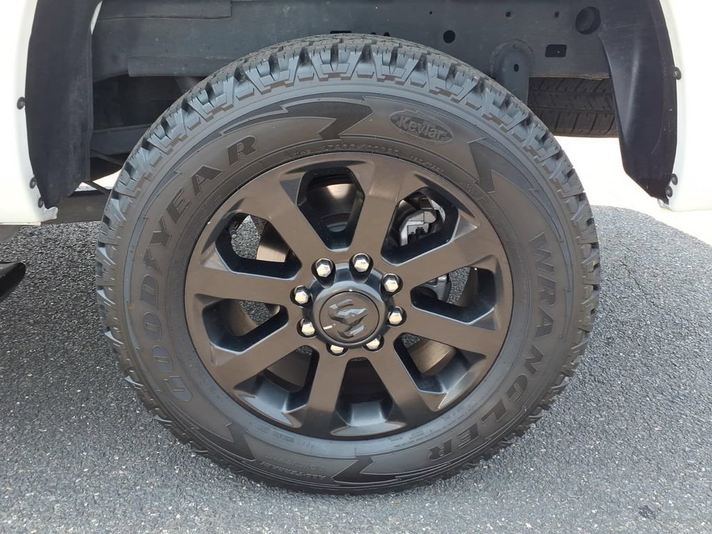 Certified 2025 RAM 2500 Big Horn AWD/4WD image 14