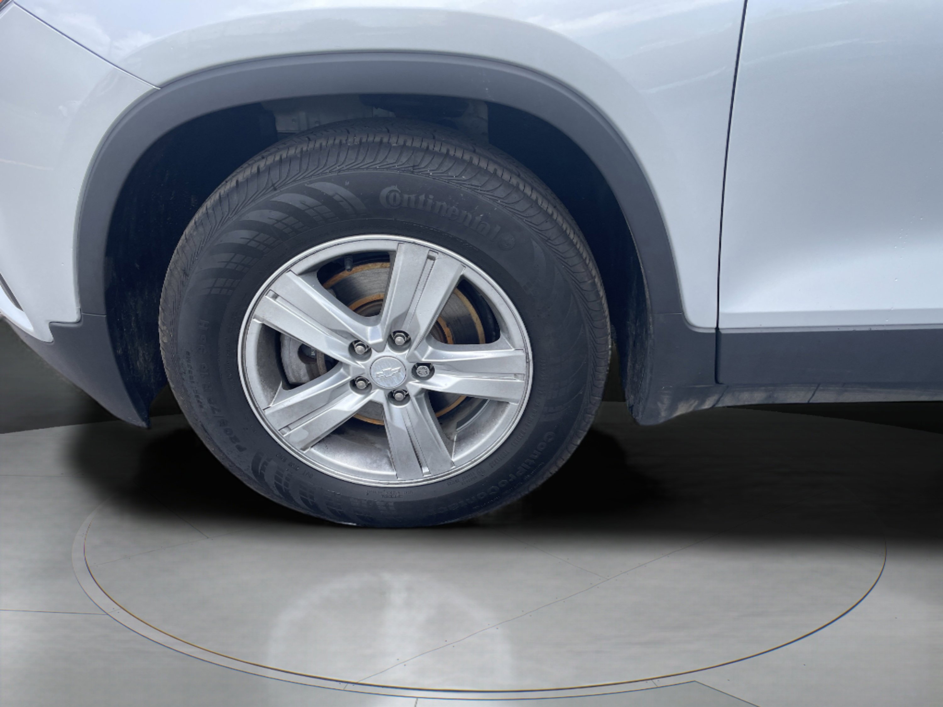 Used 2020 Chevrolet Trax LT w/ LT Convenience Package image 9