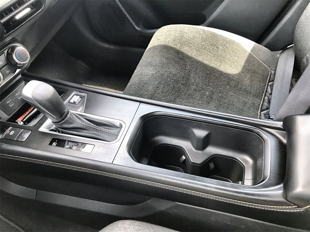 Used 2025 Nissan Kicks SV image 20