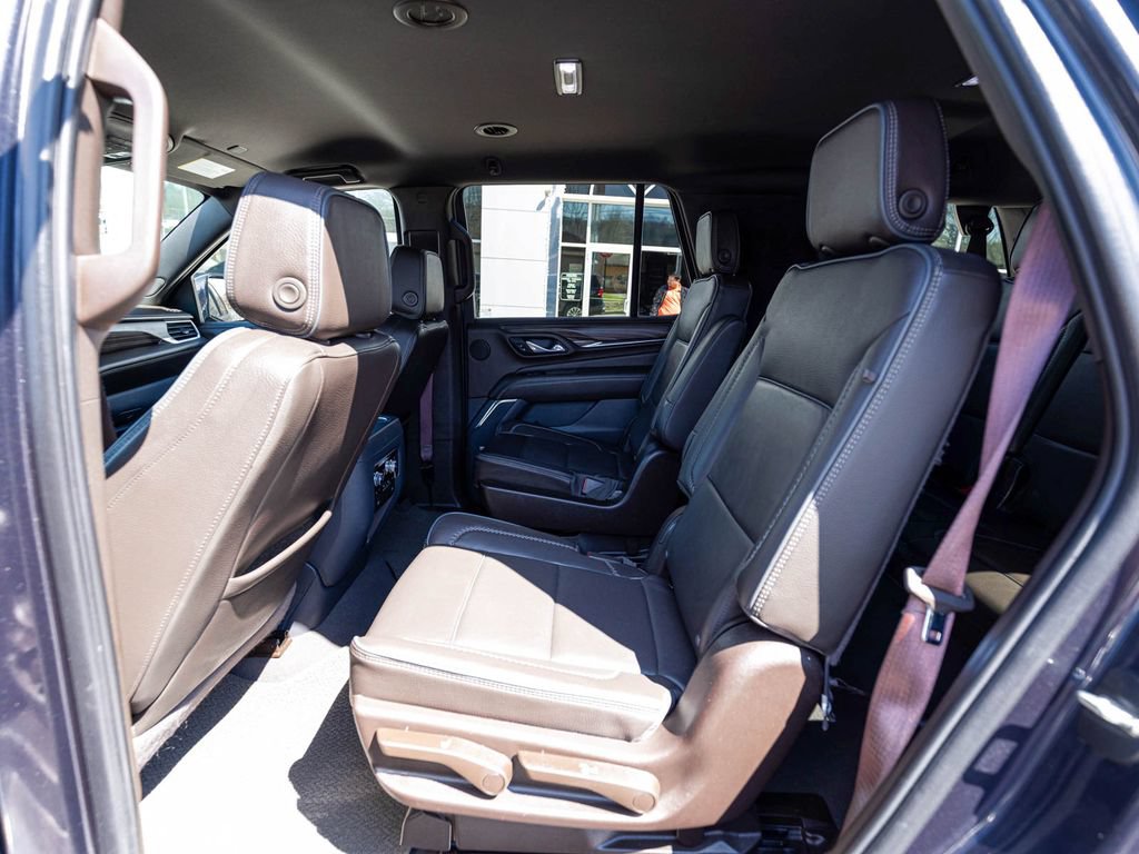 Used 2024 GMC Yukon Denali AWD/4WD image 27