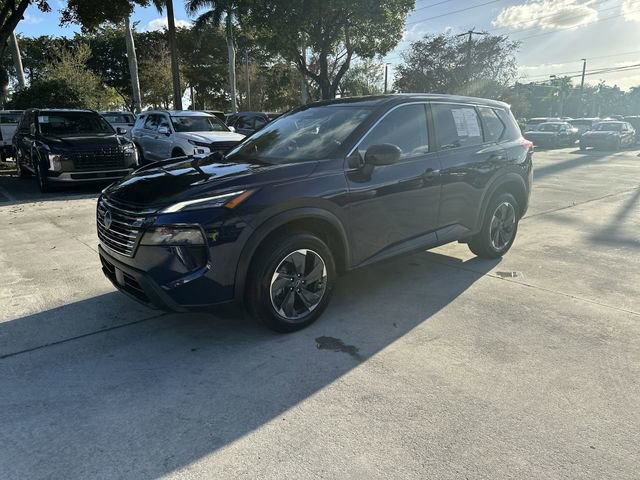 Used 2024 Nissan Rogue SV image 19