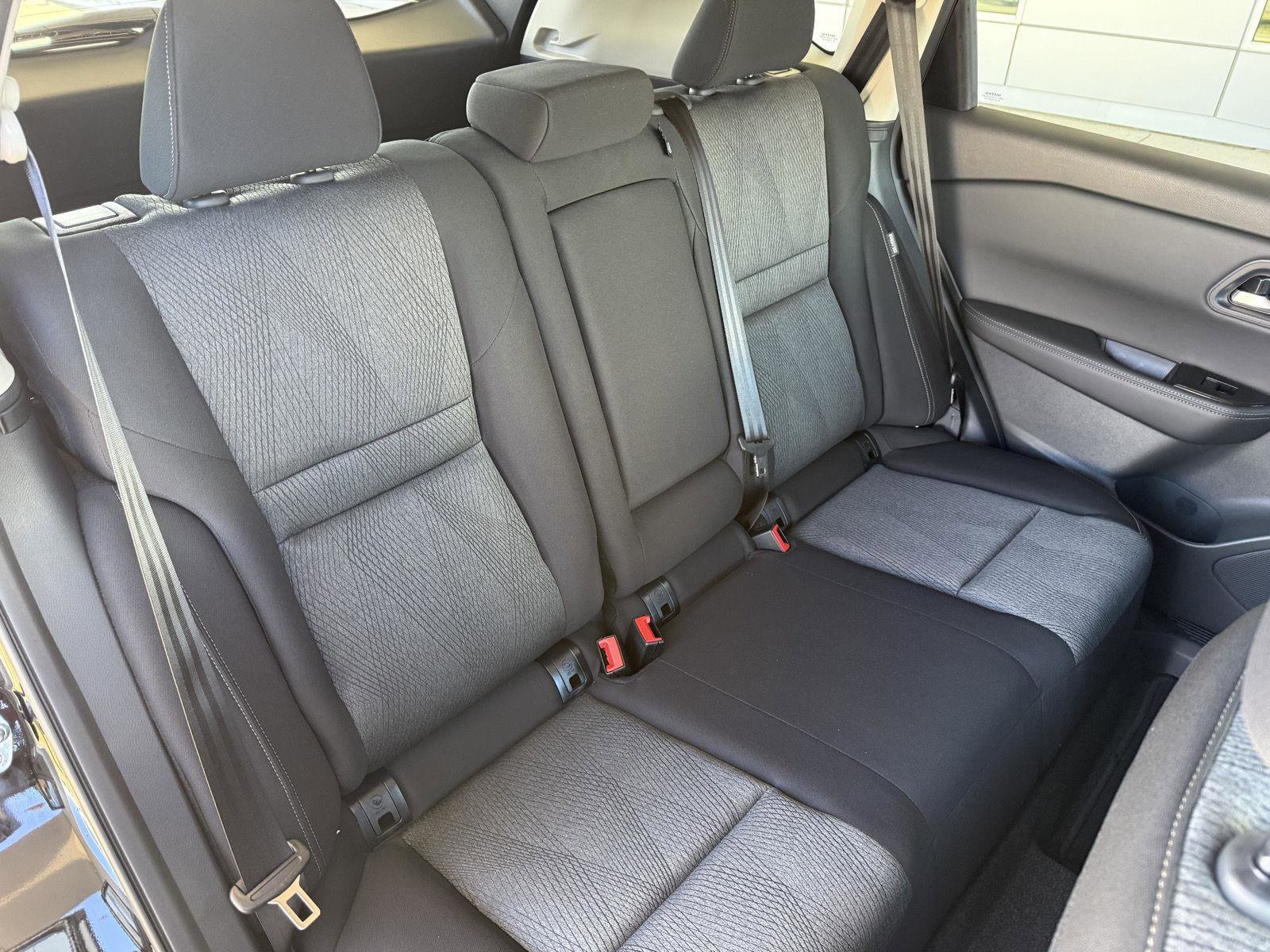 New 2026 Nissan Rogue SV FWD image 34