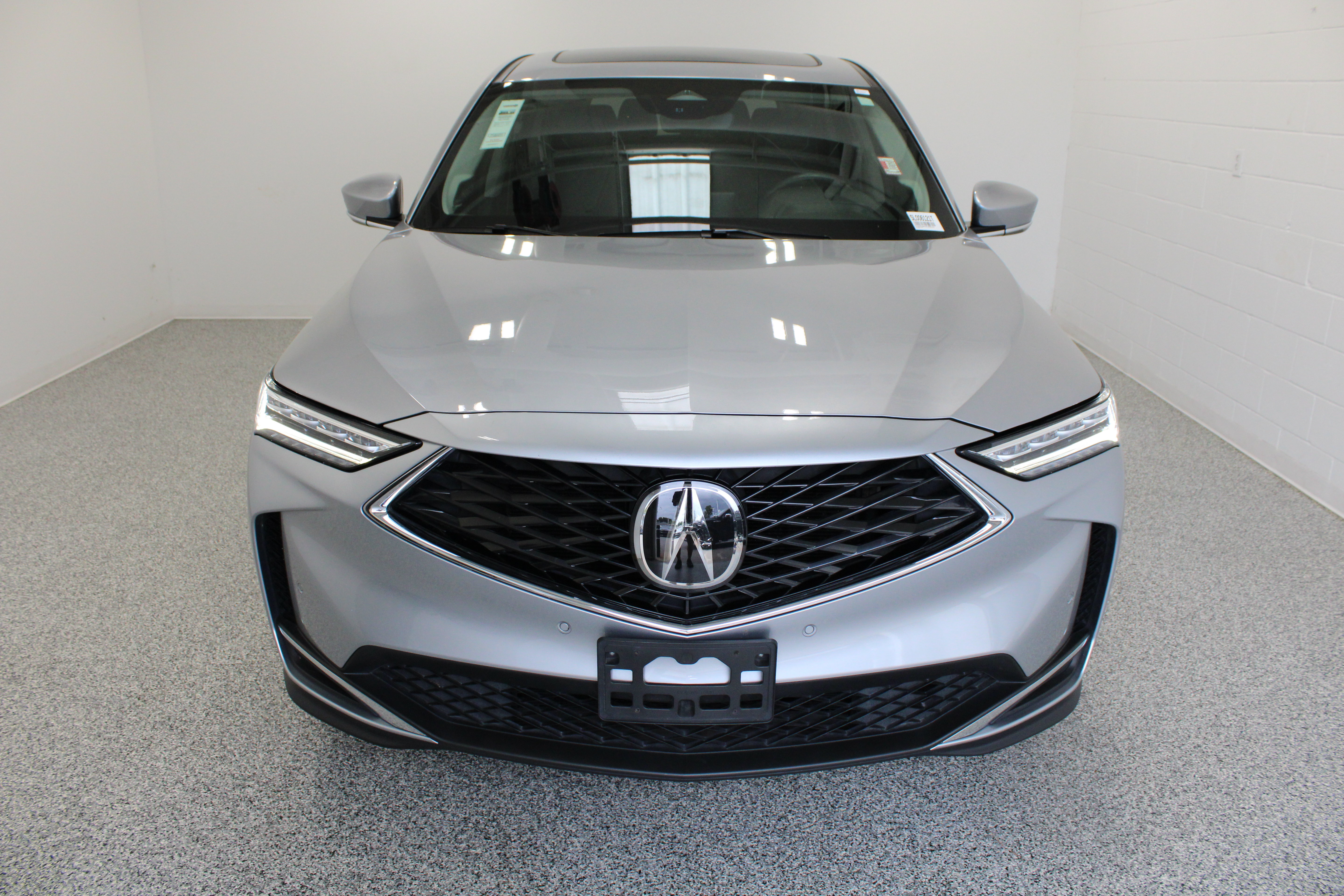 Used 2025 Acura MDX w/ Technology Package AWD/4WD image 3
