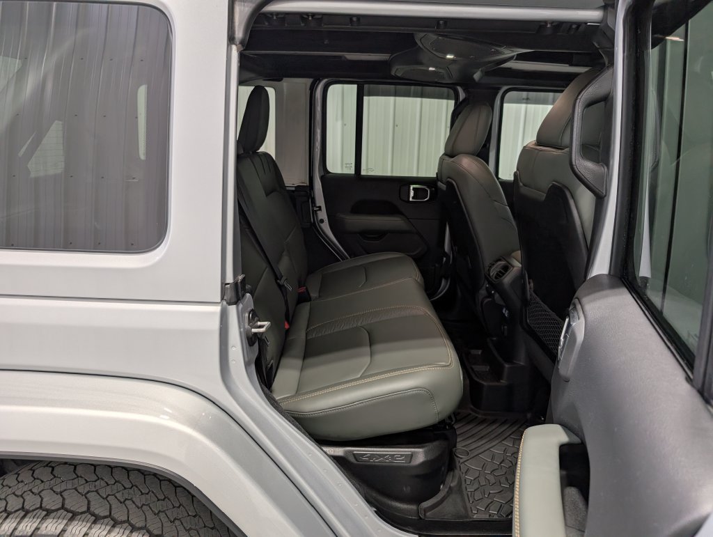 Used 2024 Jeep Wrangler High Altitude AWD/4WD image 27