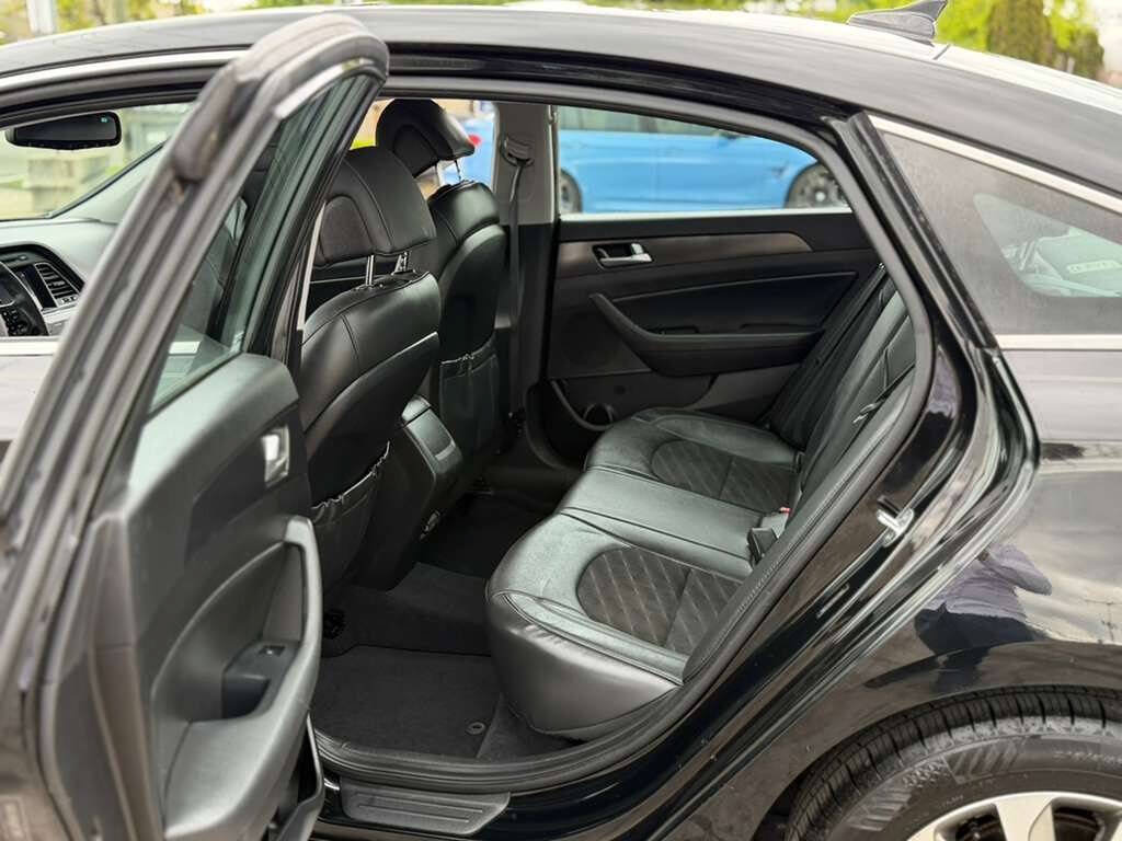 Used 2017 Hyundai Sonata Sport w/ Value Edition Package 02 FWD image 10