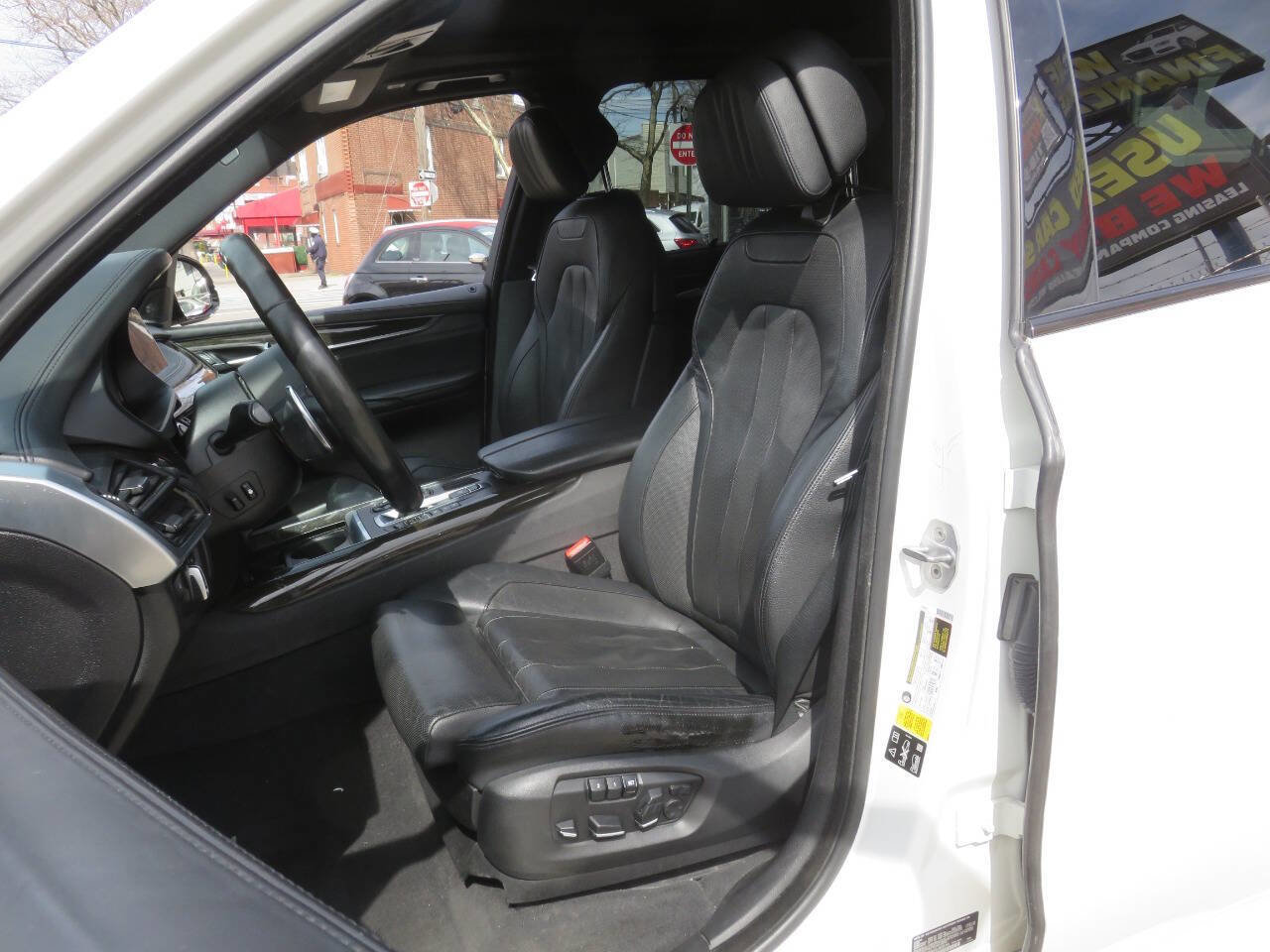Used 2016 BMW X5 xDrive50i AWD/4WD image 10