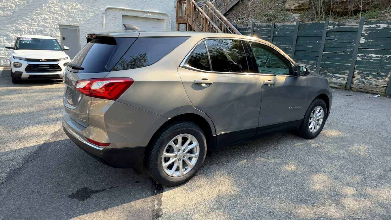 Used 2019 Chevrolet Equinox LT image 8