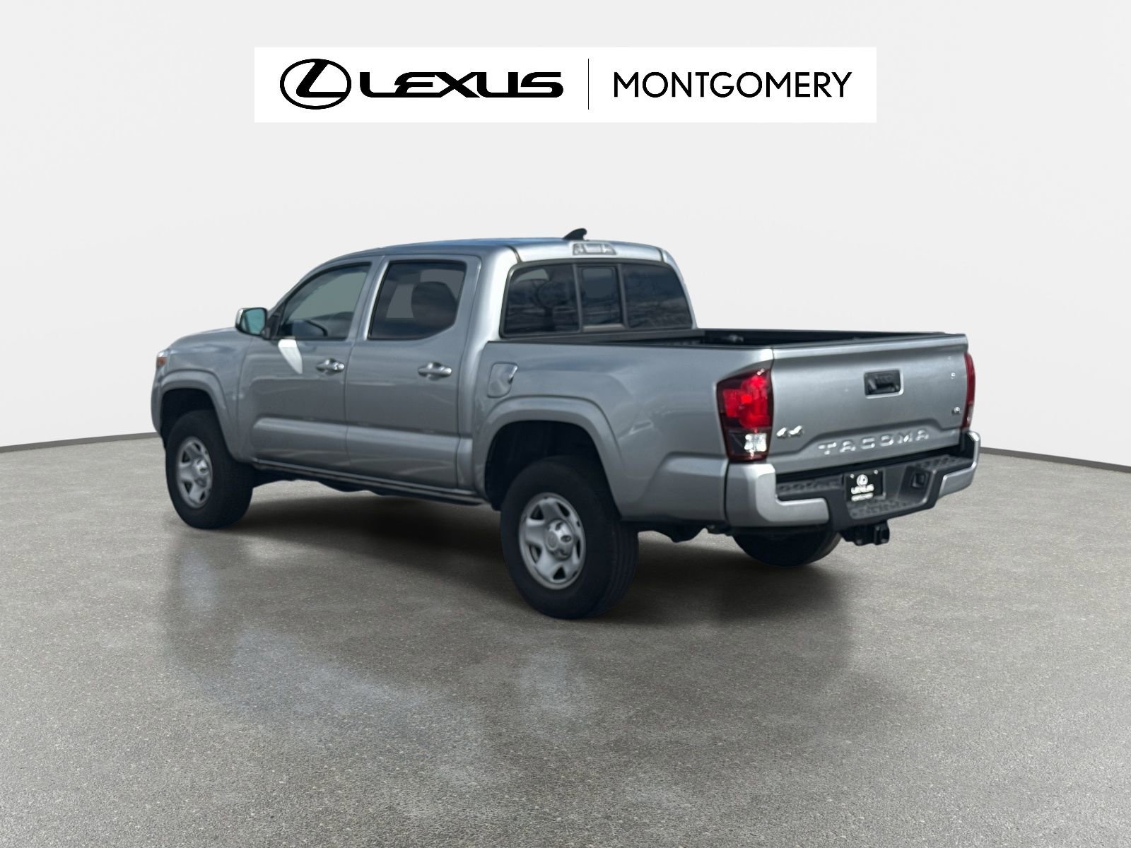 Used 2023 Toyota Tacoma SR image 5