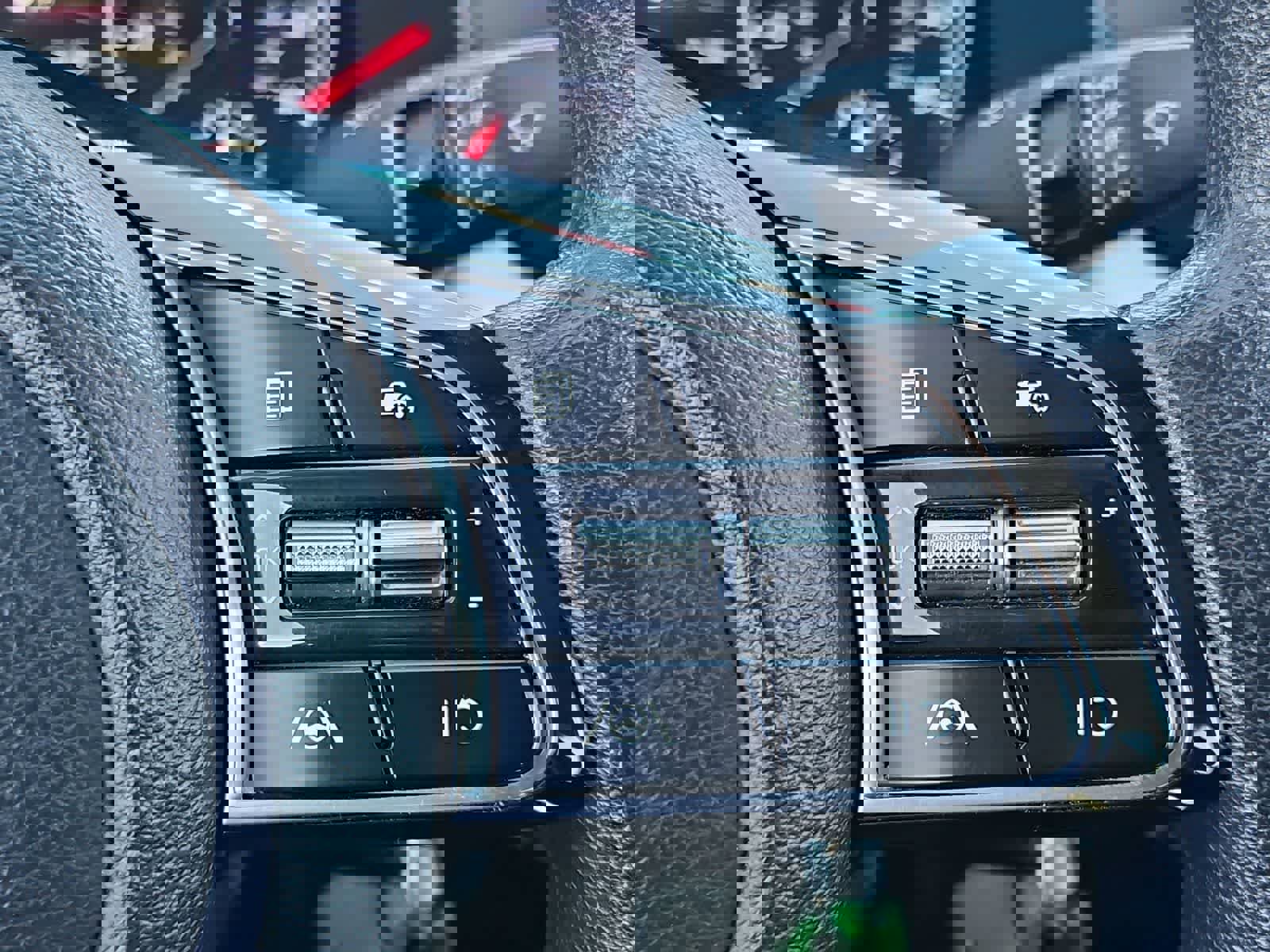 Used 2023 Kia Forte LXS image 25