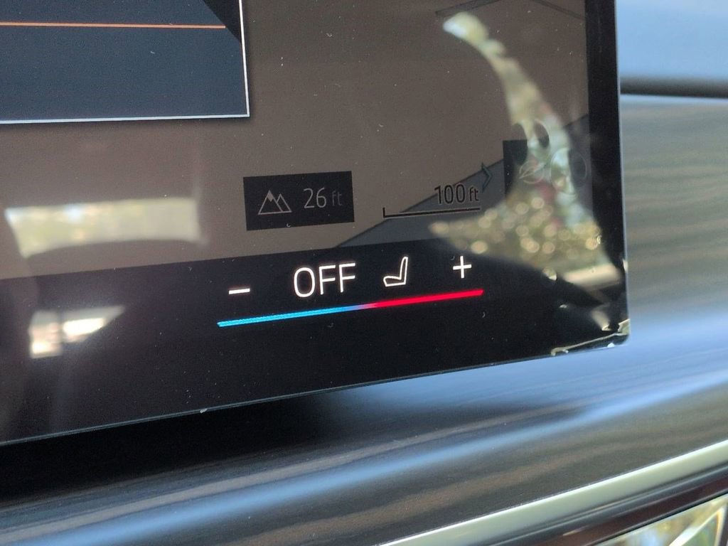 New 2026 BMW 750e xDrive w/ Executive Package image 22