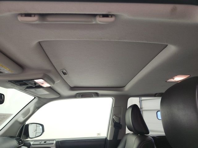 Used 2018 Toyota 4Runner SR5 Premium AWD/4WD image 16