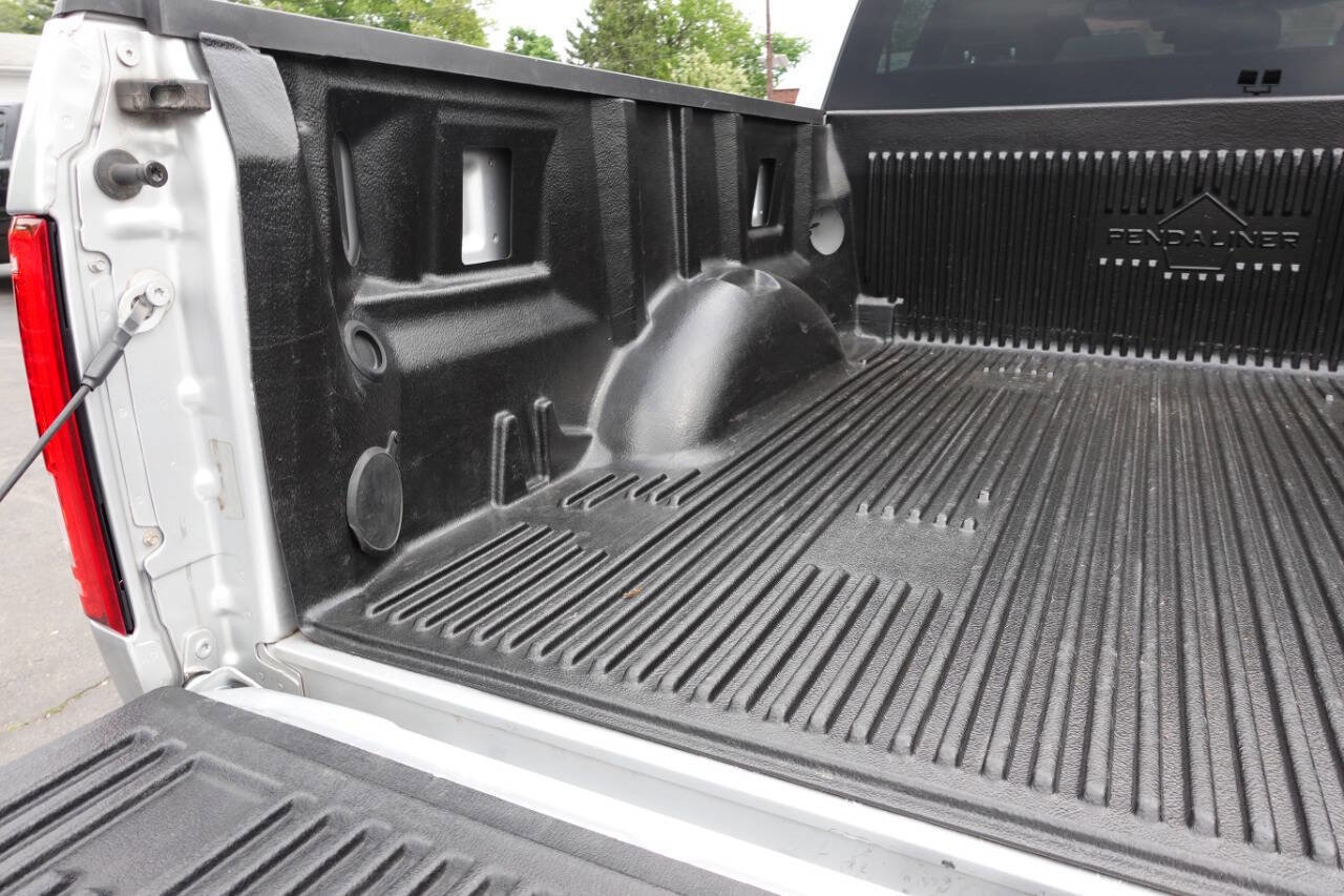 Used 2017 Ford F150 XLT AWD/4WD image 27