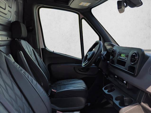 Used 2020 Mercedes-Benz Sprinter 2500 image 19