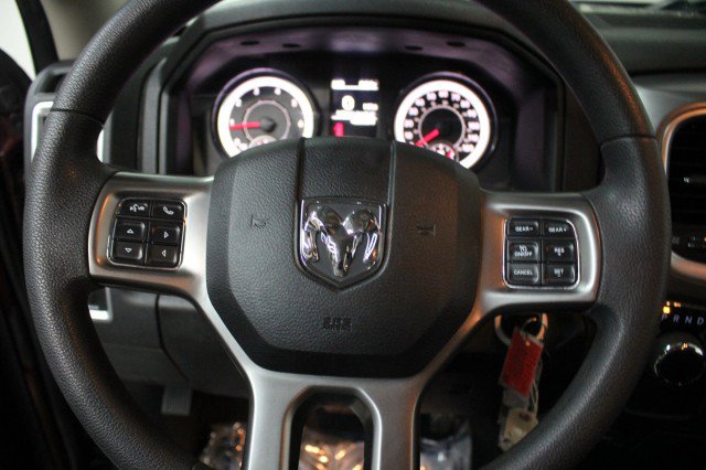 Used 2024 RAM 1500 Classic SLT image 9
