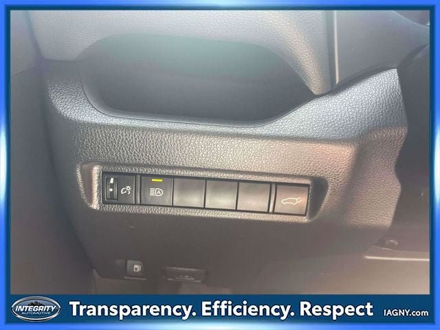 Certified 2021 Toyota RAV4 XLE w/ Convenience Package AWD/4WD image 23