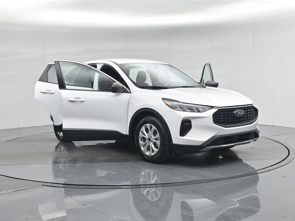 Used 2024 Ford Escape Active image 5