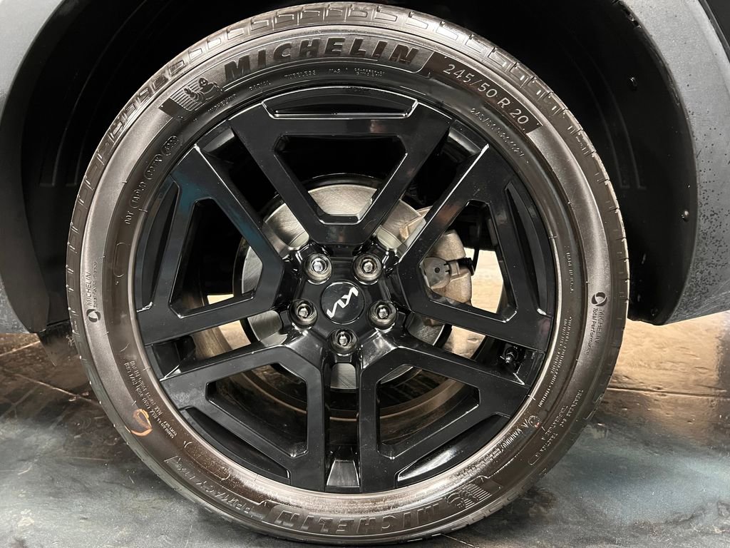 Used 2023 Kia Telluride EX X-Line image 35