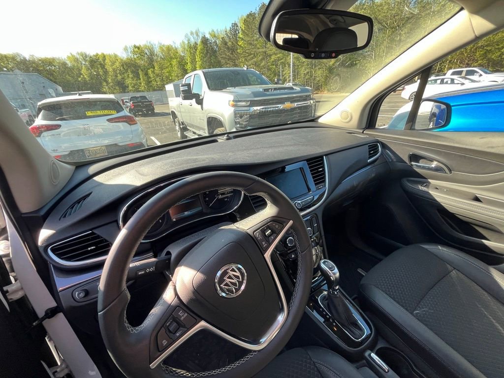 Used 2022 Buick Encore Preferred w/ Safety Package image 10