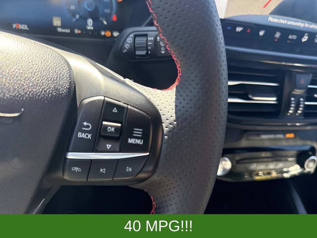 Used 2023 Ford Escape ST-Line Elite w/ Premium Technology Package AWD/4WD image 29
