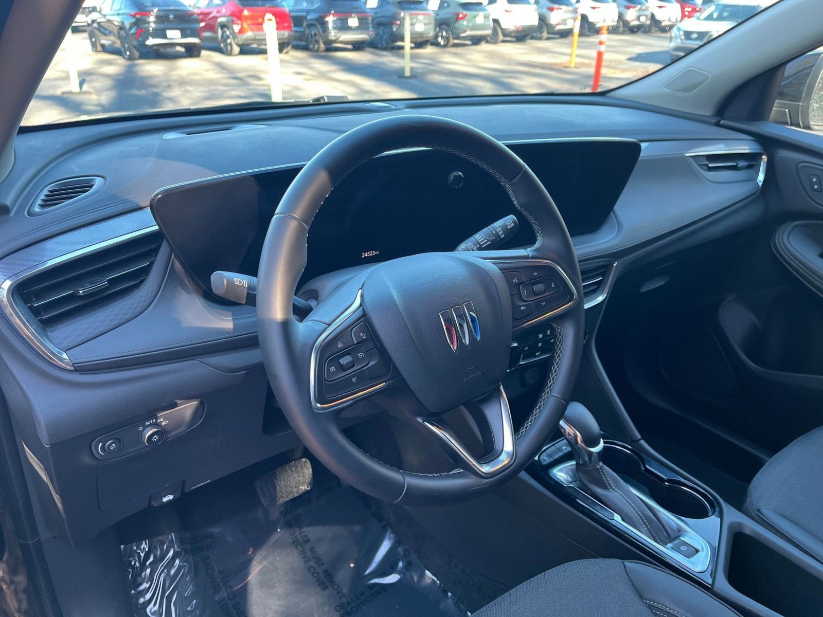 Used 2025 Buick Encore GX Preferred image 25