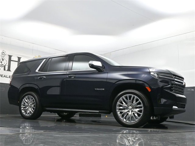 Used 2024 Chevrolet Tahoe Premier image 2