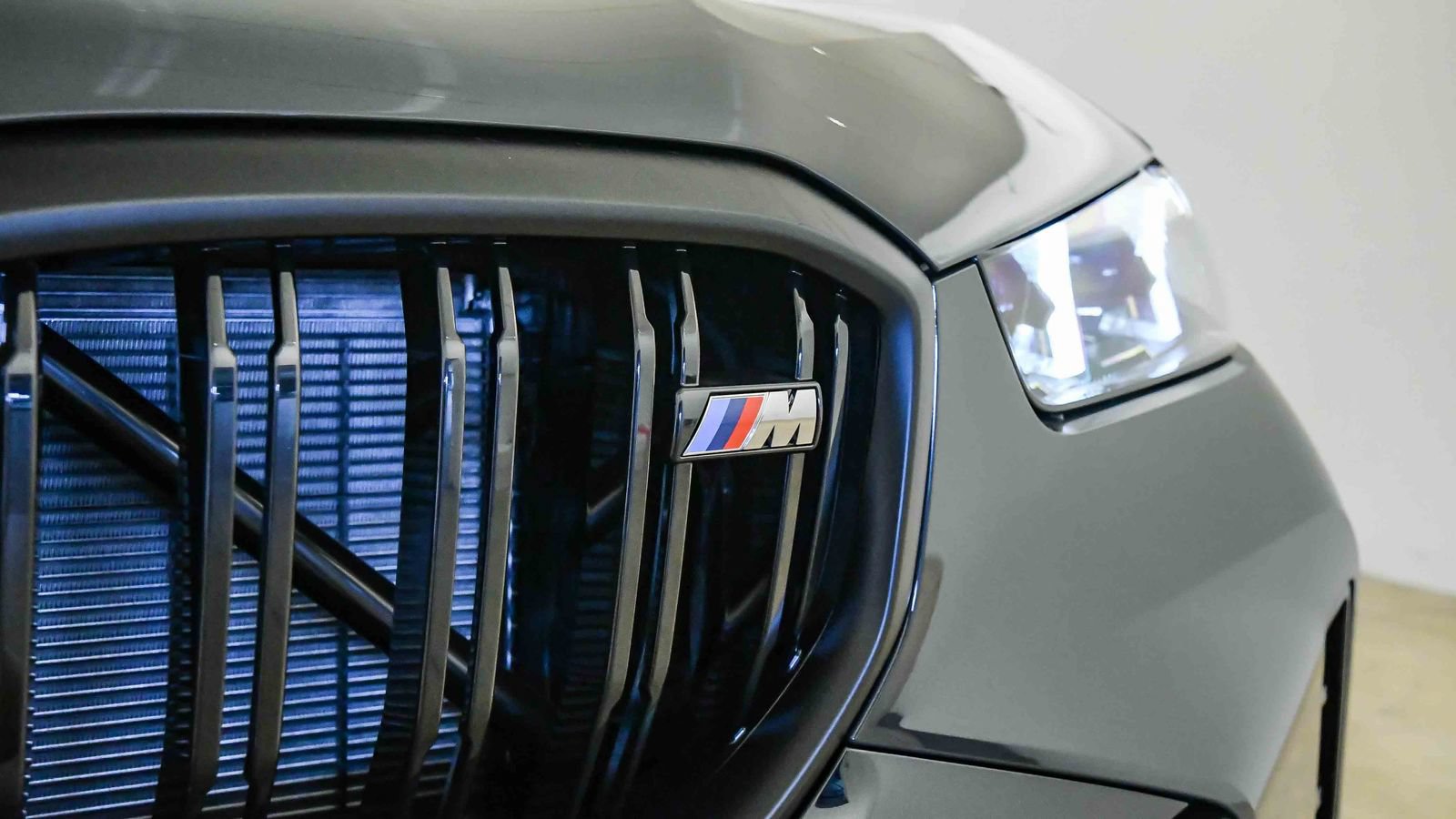New 2026 BMW X5 M60i AWD/4WD image 9
