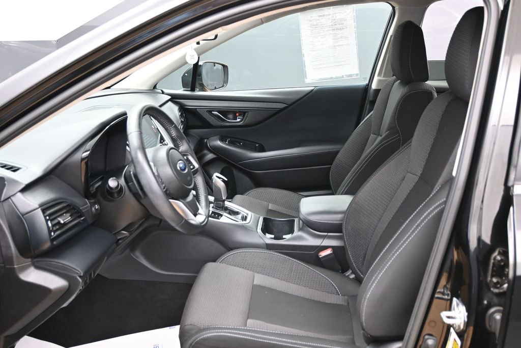 Used 2023 Subaru Outback Premium AWD/4WD image 16