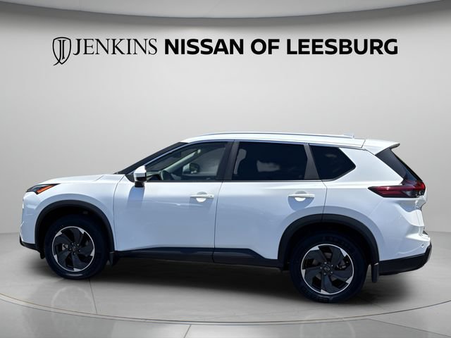 Certified 2024 Nissan Rogue SV w/ SV Premium Package FWD image 10