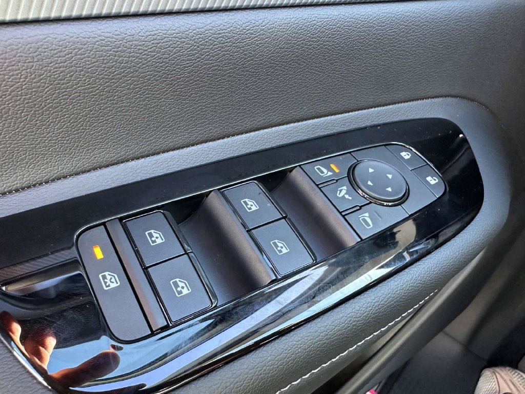 New 2027 Nissan Murano Platinum w/ Cargo Package AWD/4WD image 30
