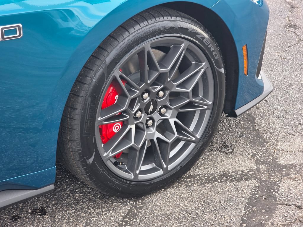 New 2026 Ford Mustang GT Premium w/ GT Performance Package RWD image 28