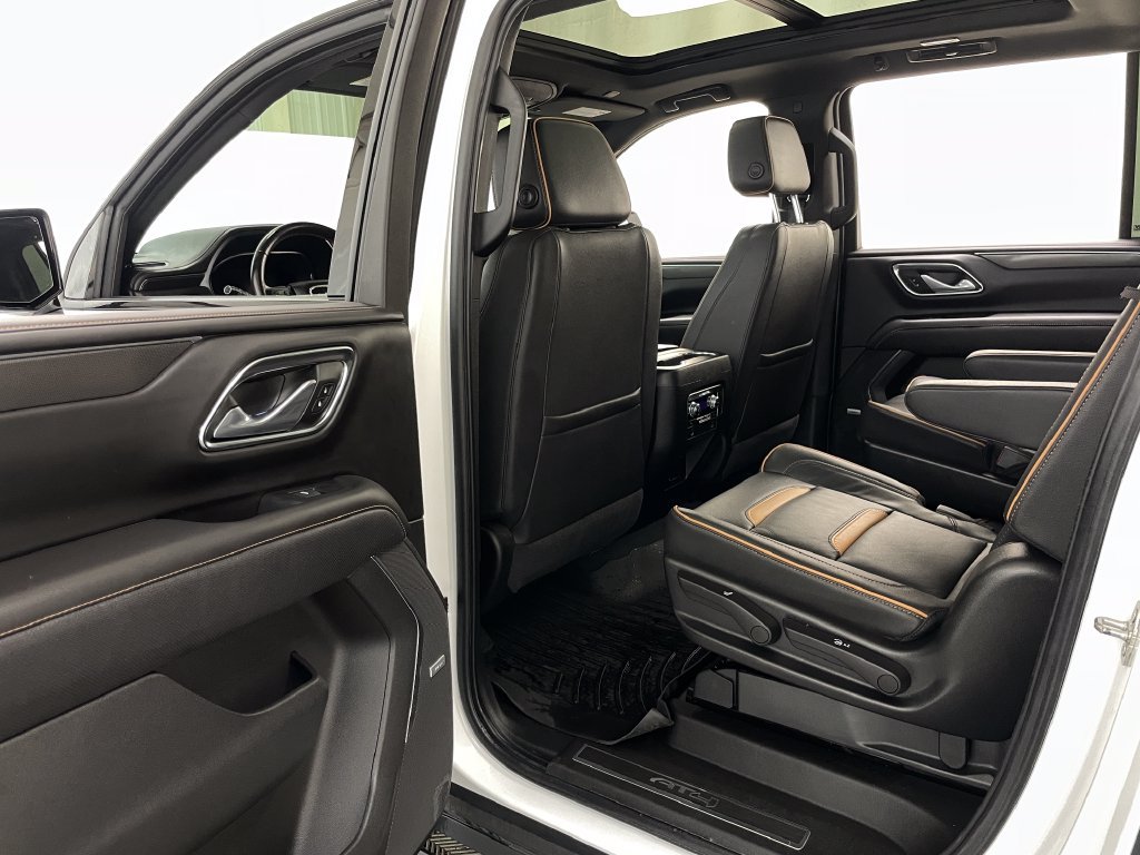 Used 2023 GMC Yukon XL AT4 w/ AT4 Premium Package AWD/4WD image 50