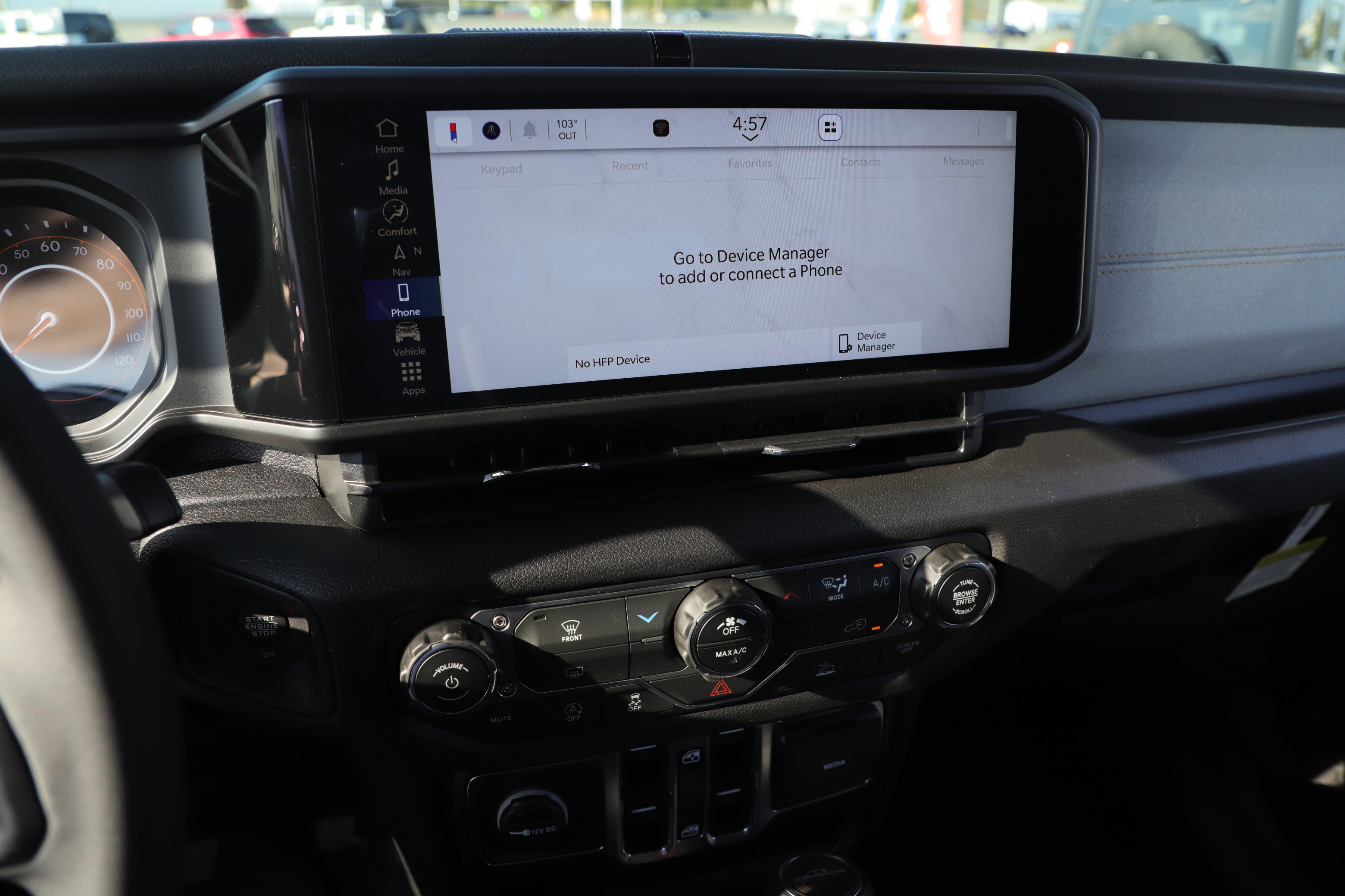 New 2025 Jeep Gladiator Sport image 17