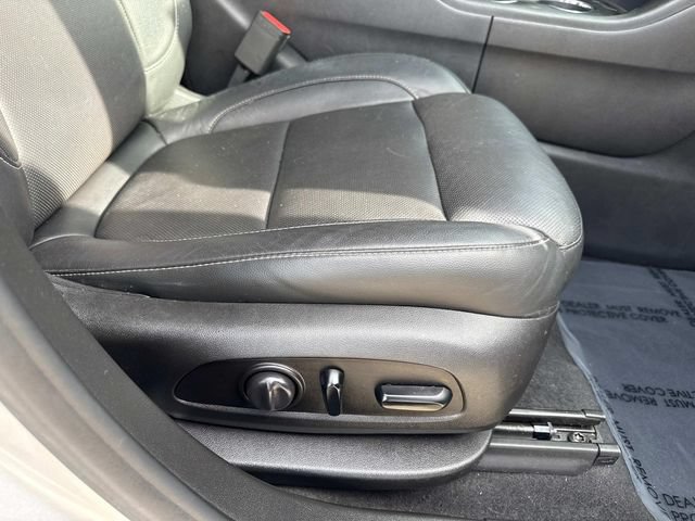 Used 2019 GMC Acadia SLT FWD image 17