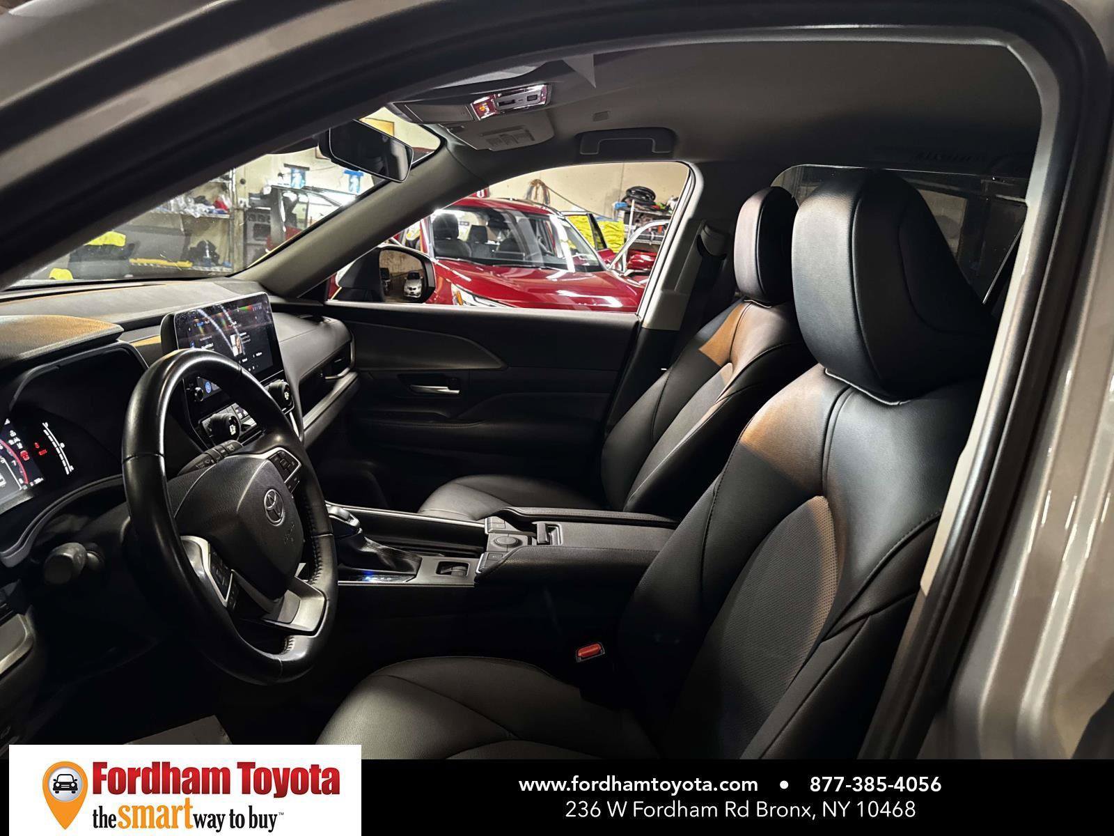 Certified 2025 Toyota Grand Highlander AWD Hybrid image 18