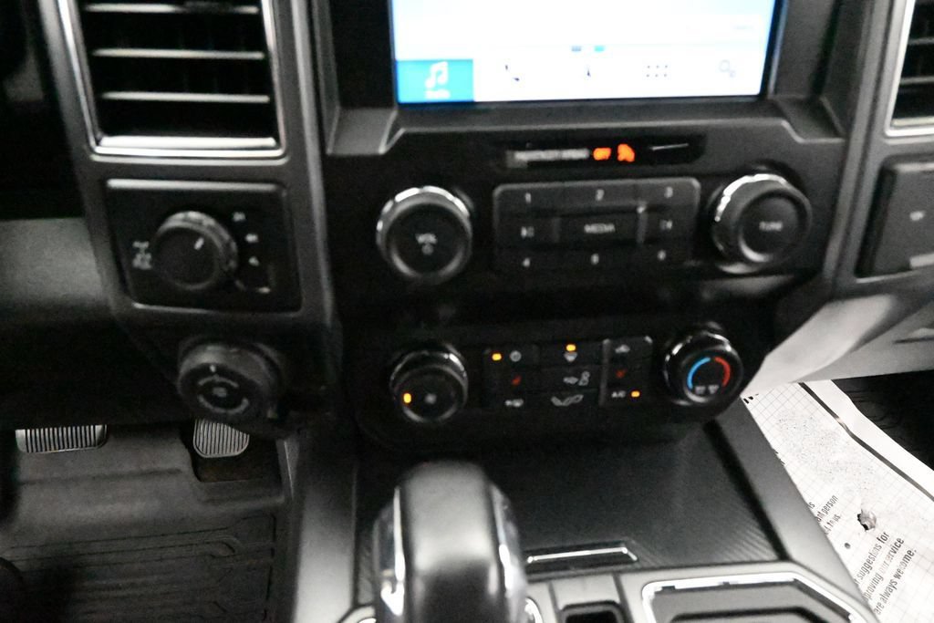 Used 2019 Ford F150 XLT w/ Equipment Group 302A Luxury AWD/4WD image 16