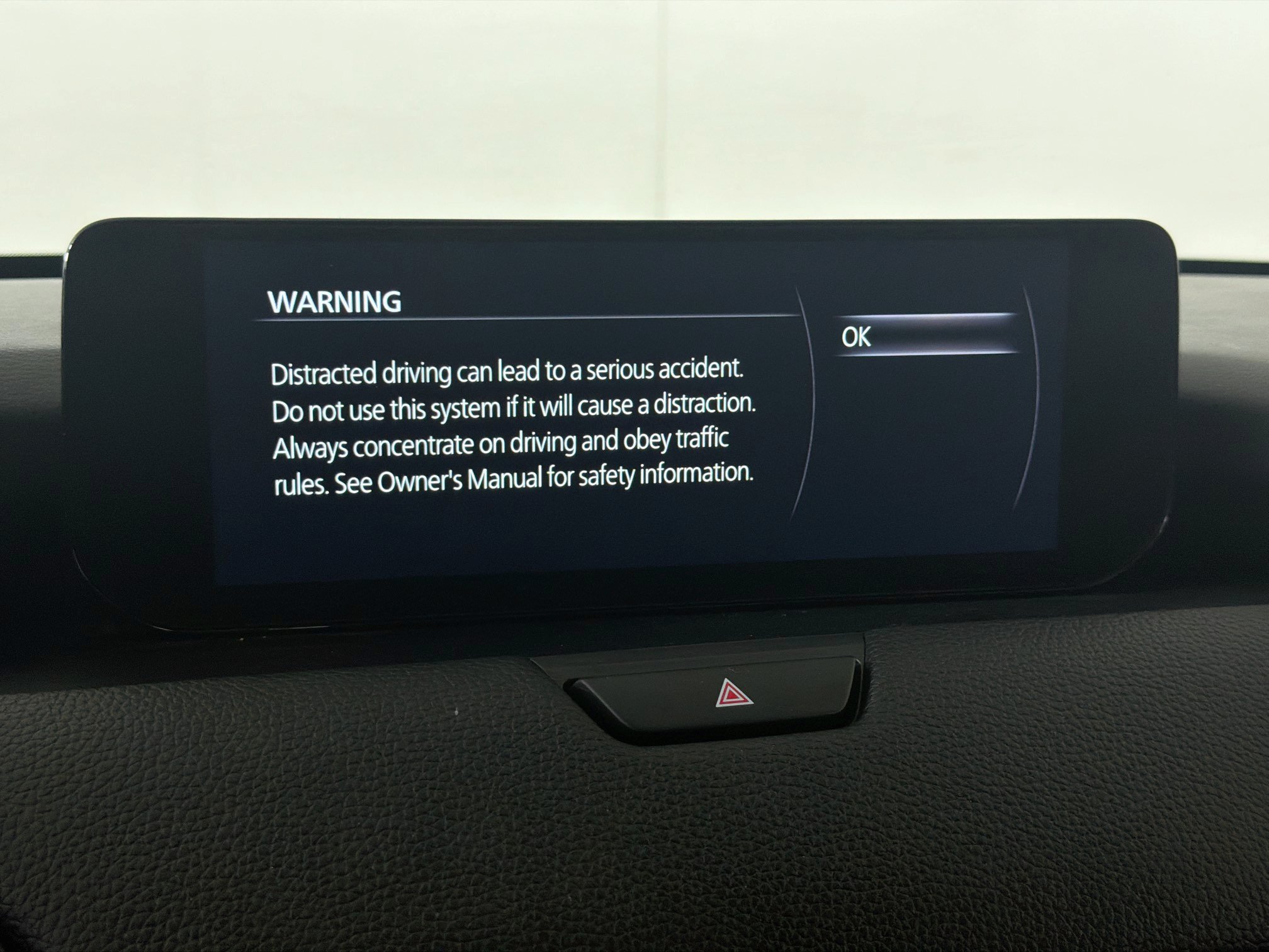 Used 2024 MAZDA CX-90 Plug-In Hybrid w/ Premium Pkg AWD/4WD image 19